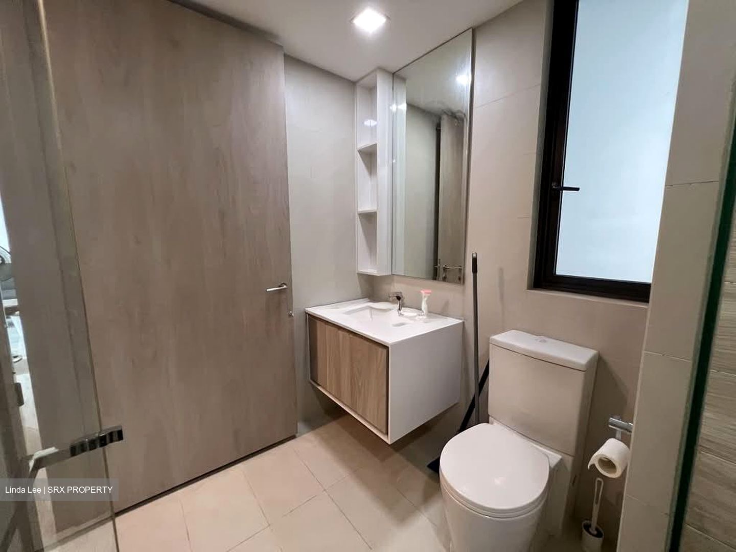 J Gateway (D22), Condominium #527406711